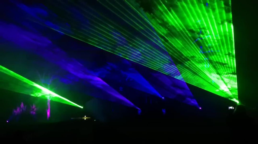 ⁣Elfia Realm of Light Lasershow